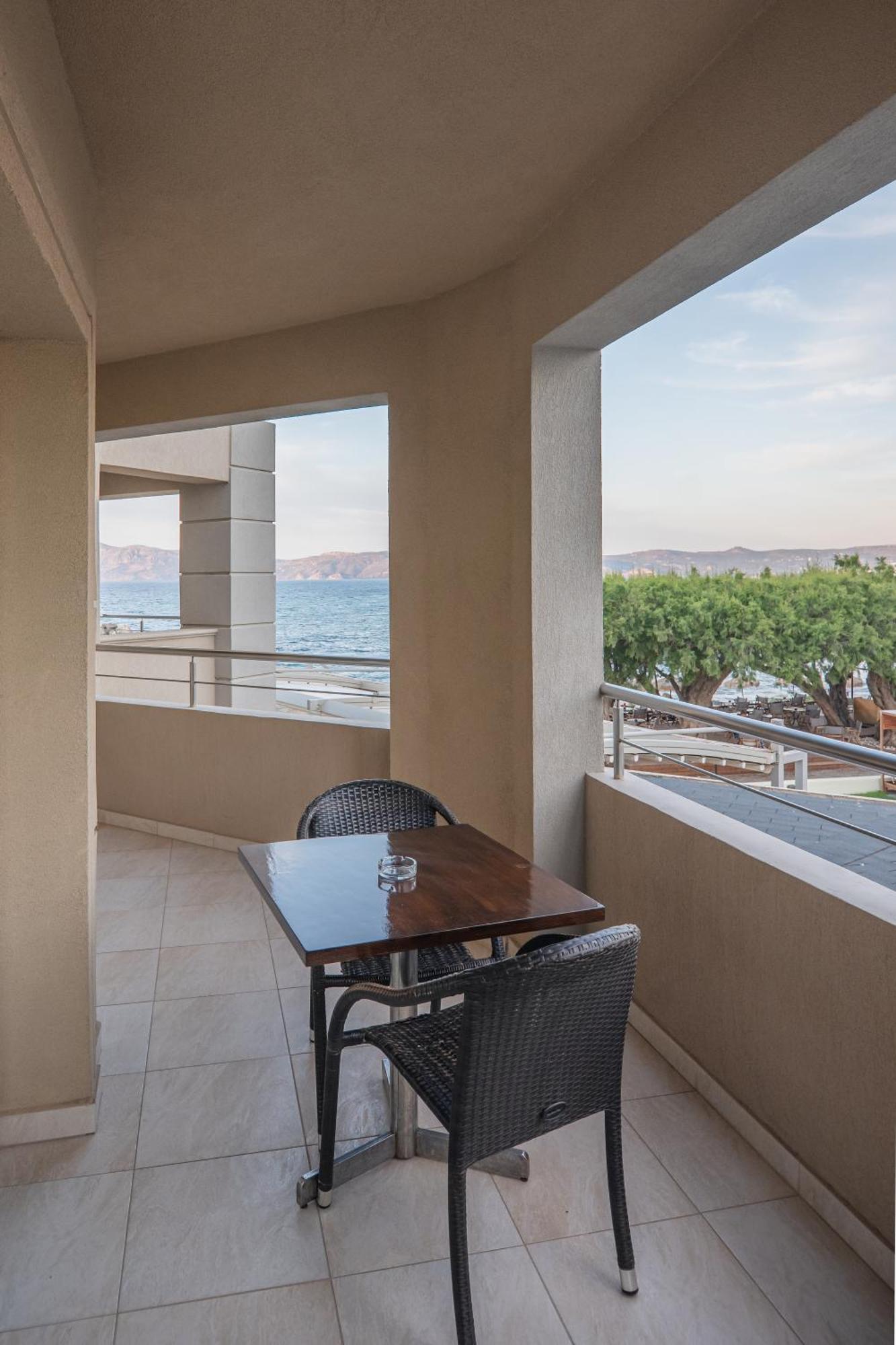 Hotel Molos Bay La Canea